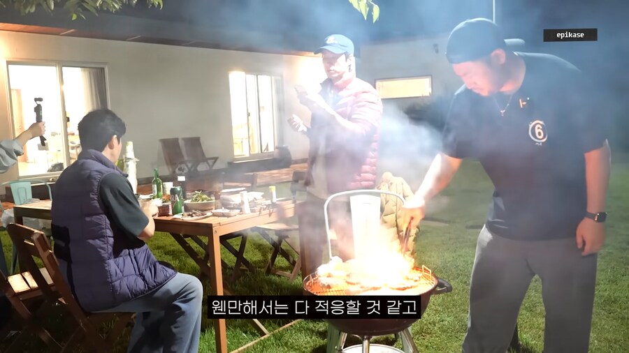 모기에 대해 열띤 토론을 하는 에픽하이_23.png