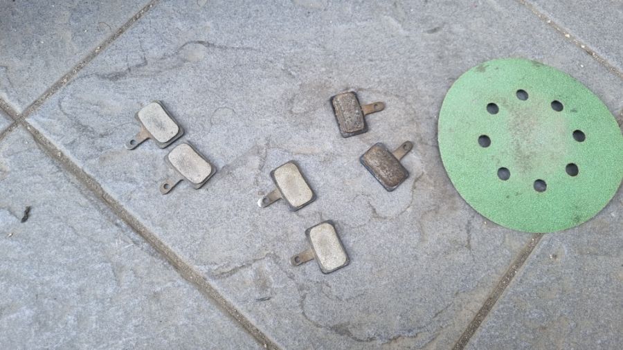 기름 먹은 패드 정비_1.jpg