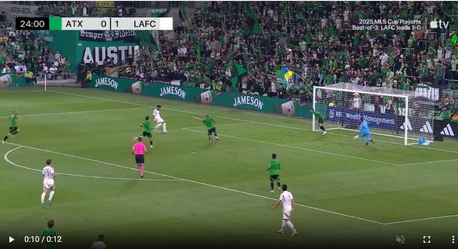 축구) 아니 근데 부앙가가 손 진짜 좋아하나봐 ㅋㅋ_2.jpg