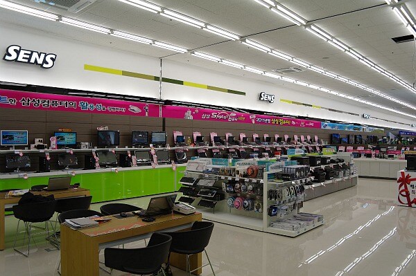 진짜 궁금해서 그런데 엑박 PC랑 삼성 완본체 PC랑 뭐가 달라요?_1.jpg