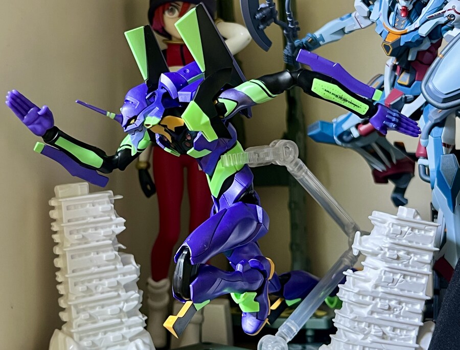 블로키 에바 초호기,HG 지쿠악스_9.jpg