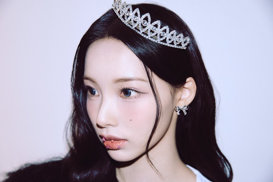 [리센느] "lip bomb" 콘셉트 포토 1_3.jpg