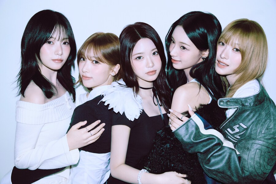 [리센느] "lip bomb" 콘셉트 포토 1_22.jpg