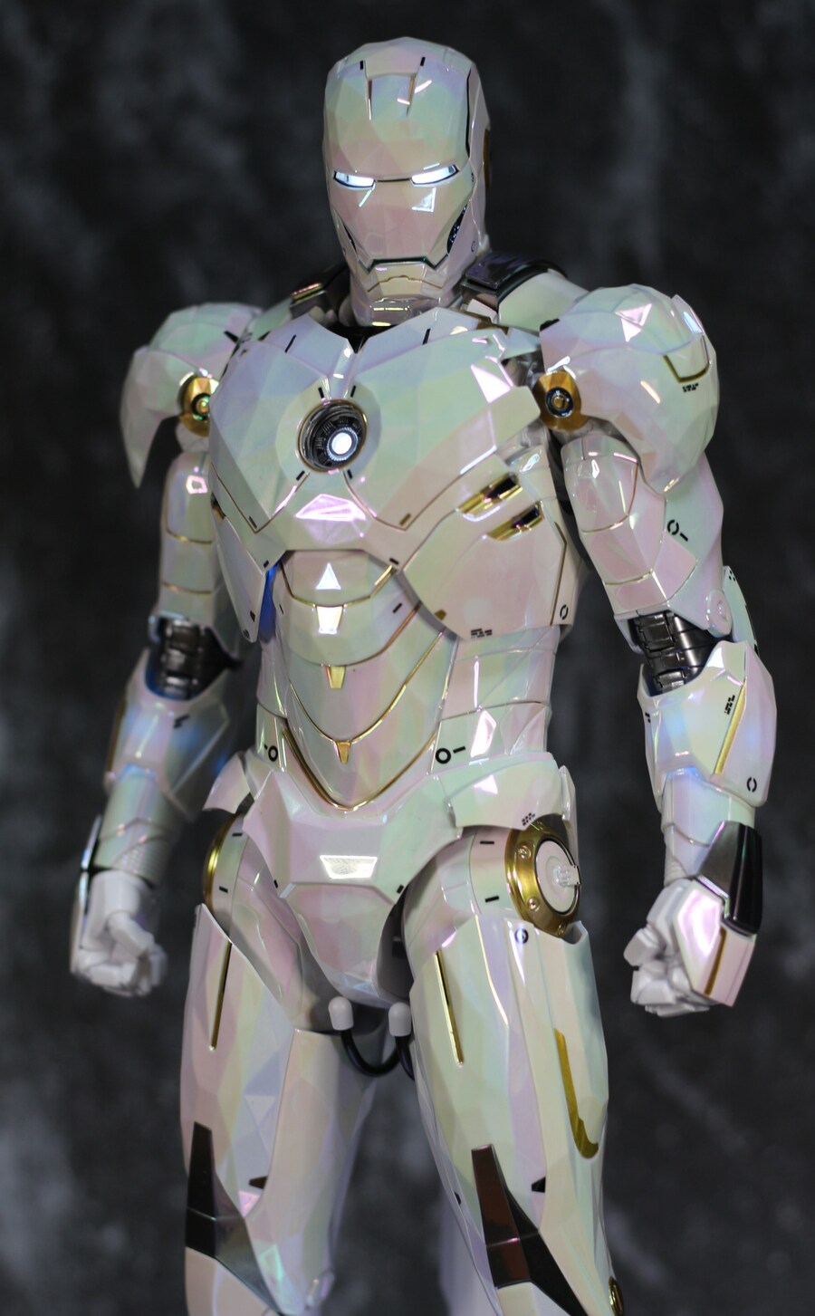 [핫토이] 아이언맨 마크4 프랙탈아머 서브제로_7.jpg