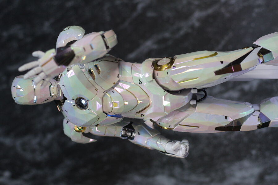 [핫토이] 아이언맨 마크4 프랙탈아머 서브제로_8.jpg