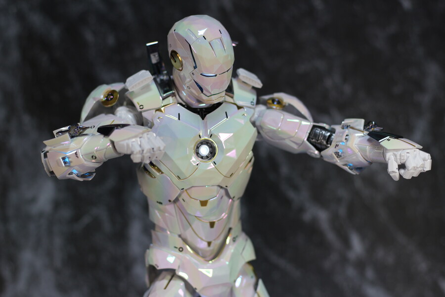 [핫토이] 아이언맨 마크4 프랙탈아머 서브제로_17.jpg