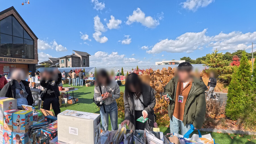 이상훈TV X 춘천 220볼트 (카페) / 춘천 첫 플리마켓 셀러 참전_17.jpg