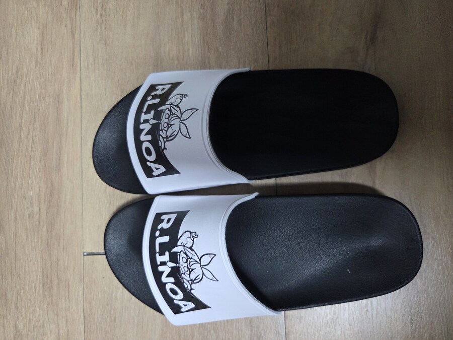 와 리노아 굿즈왔다_3.jpg