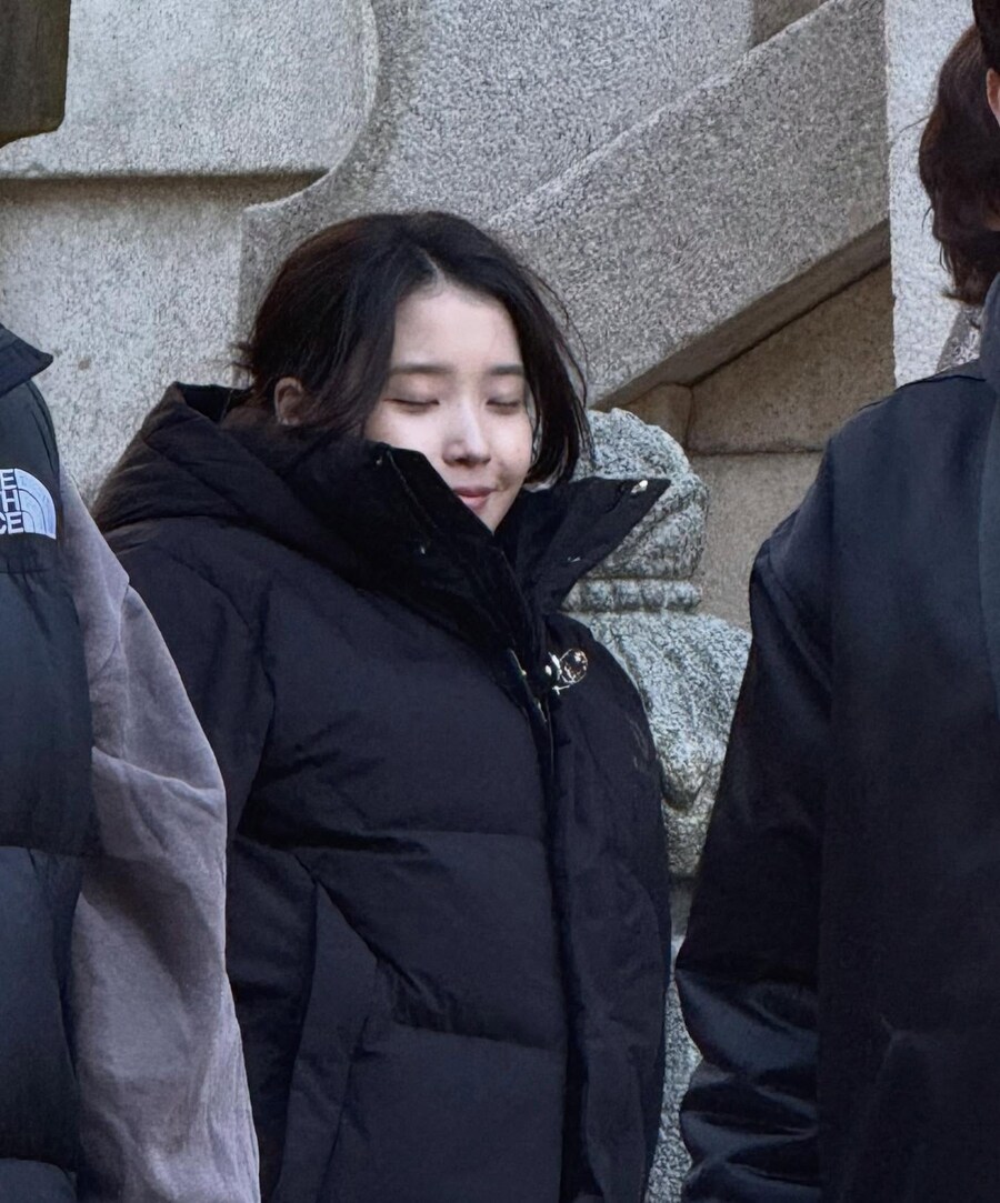 2025.11.06 아이유 인스타그램_11.jpg