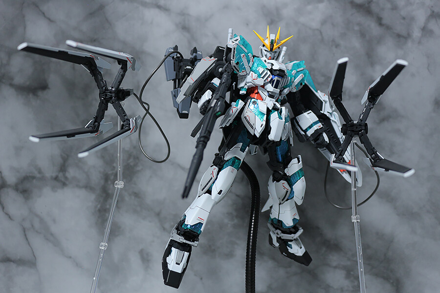 MG 내러티브 건담 Ver.Ka 완성_21.jpg