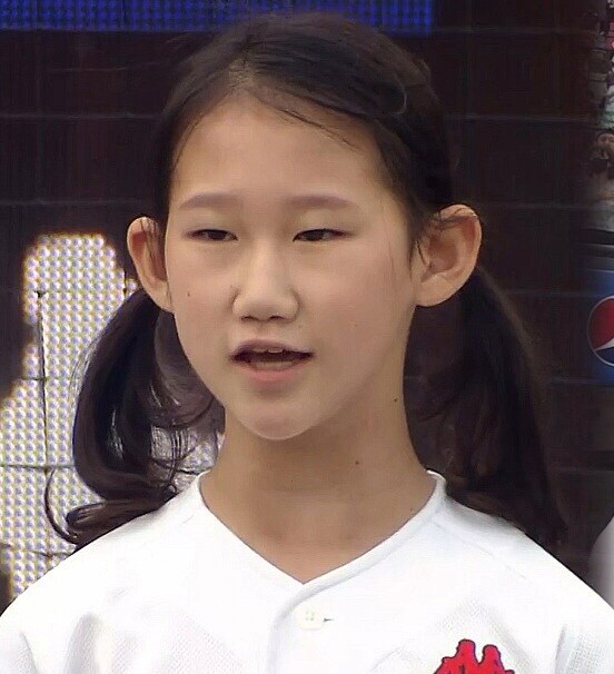 신분증이 필요없는 누군가의 딸_3.png