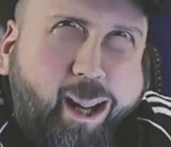 타르코프) 셀프박제 한 디렉터놈 엄마 승천중_3.jpg