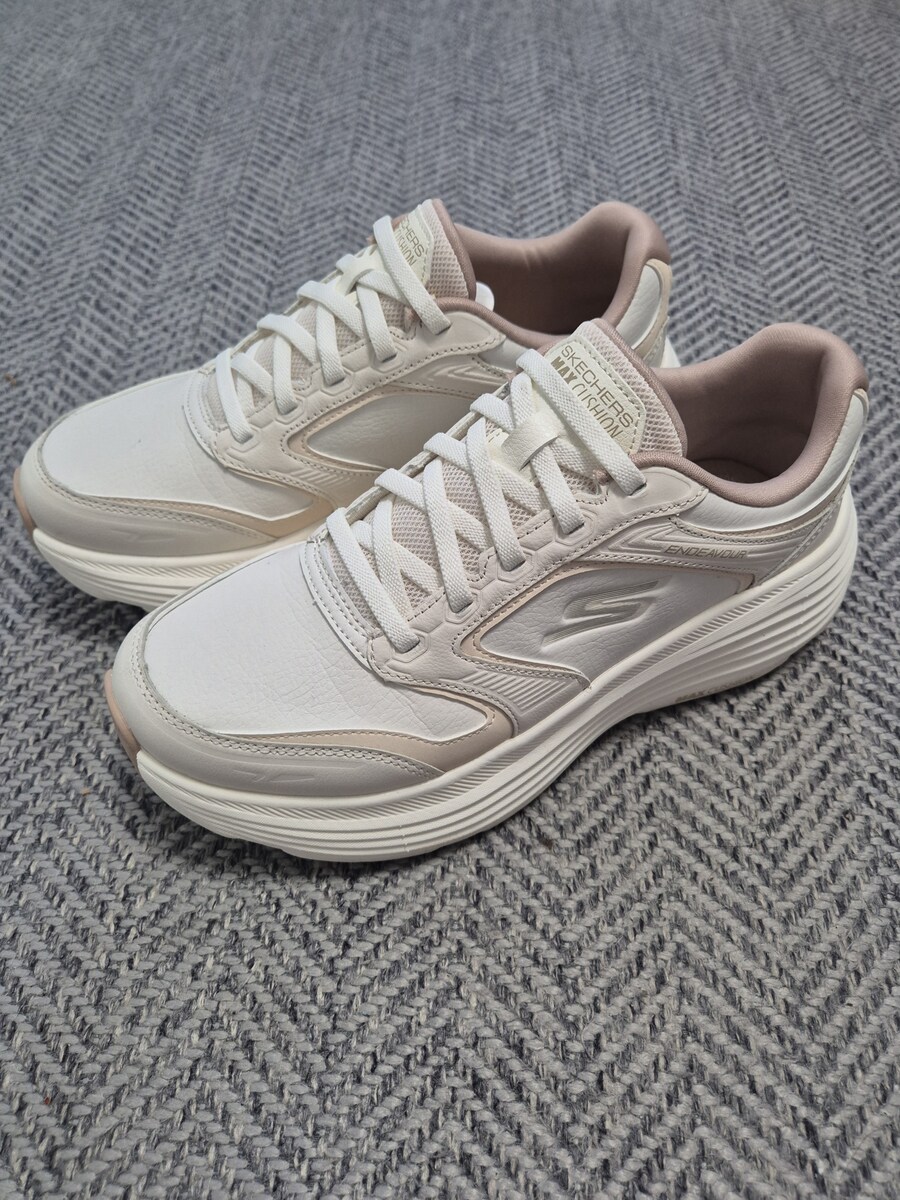 어머니 조공용 뉴발& 스케쳐스_2.jpg