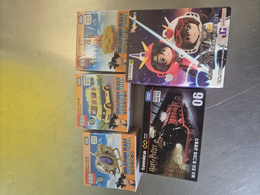 드래곤볼+해리포터+건담_2.jpg
