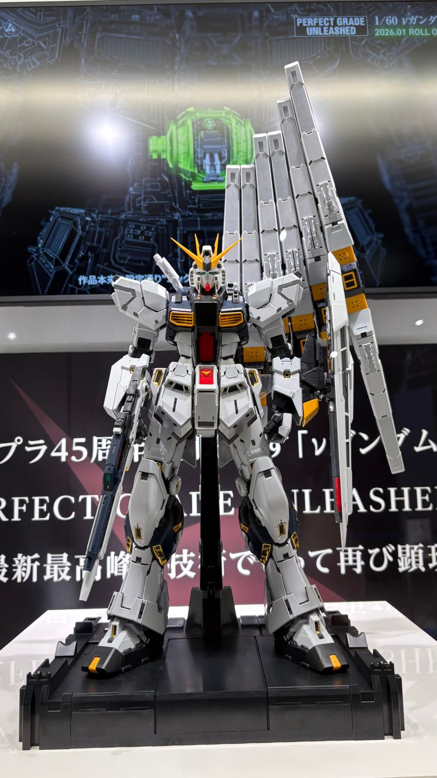 PG 언리쉬드 뉴 건담 후쿠오카점 전시 사진 + 영상_2.jpg