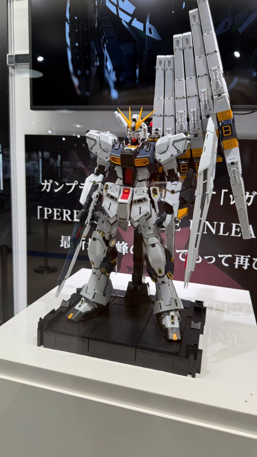 PG 언리쉬드 뉴 건담 후쿠오카점 전시 사진 + 영상_5.jpg