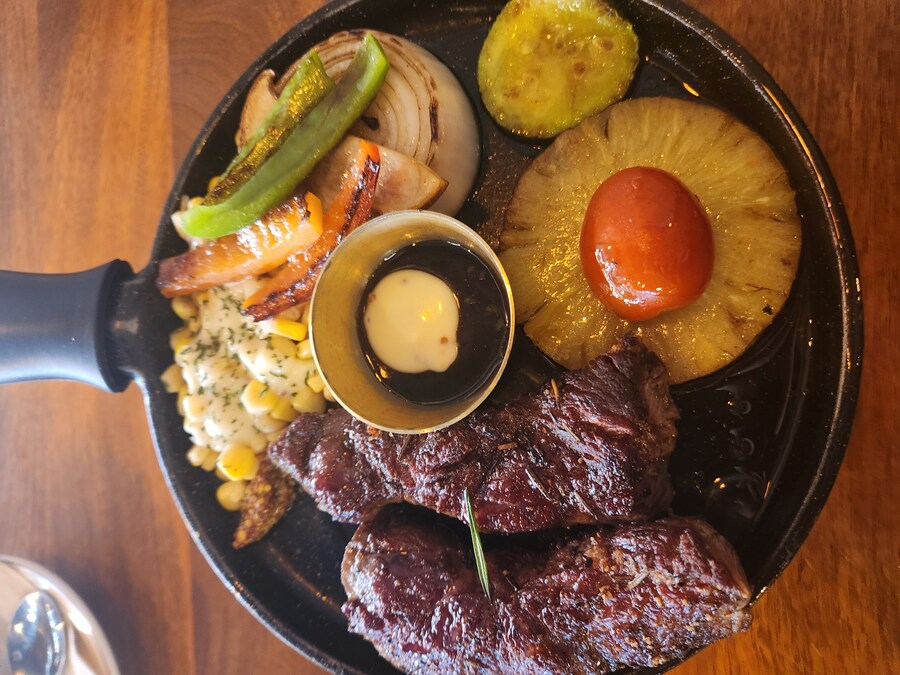 팁)아까도 섰는데 스테이크 싸게 먹고싶음_2.jpg