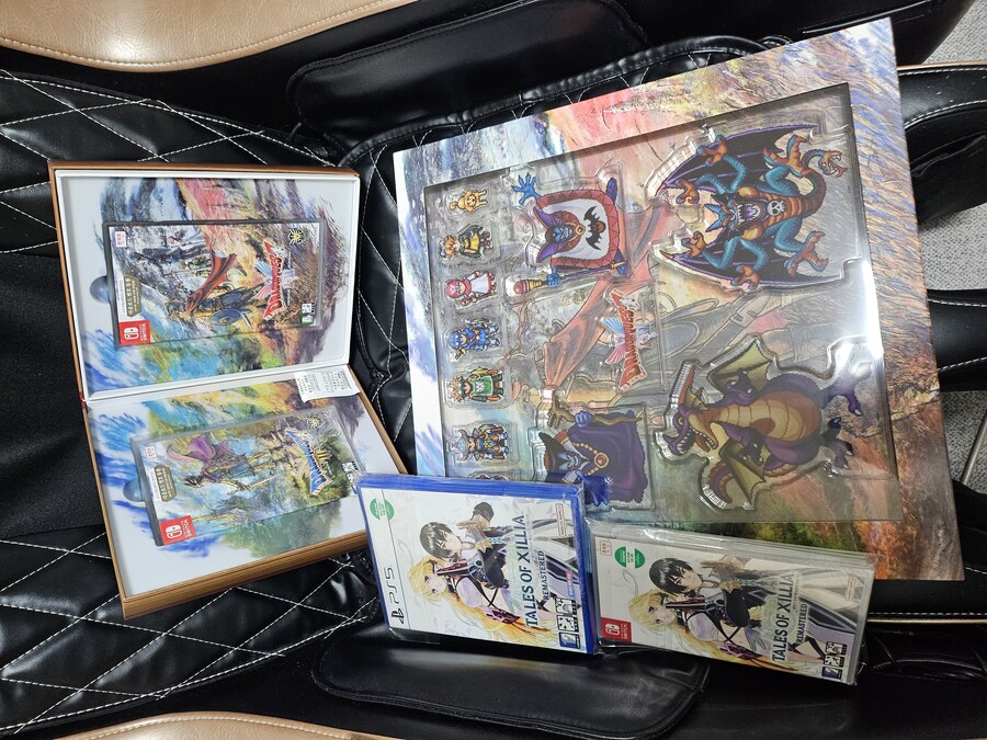 저도 패키지를 모아봤는데~ 책장이 꽉차고있네요~ ㅜㅠ_4.jpg