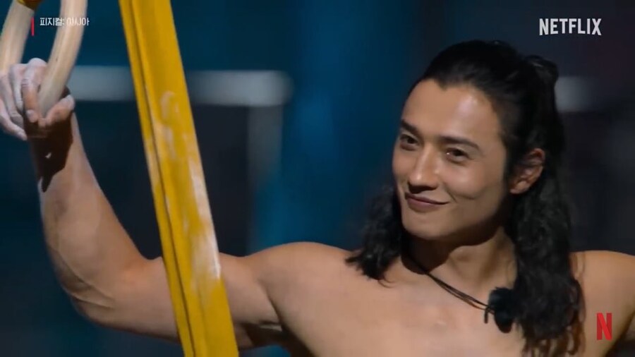 피지컬 아시아 몽골 곡예사 아재 근황_4.jpg