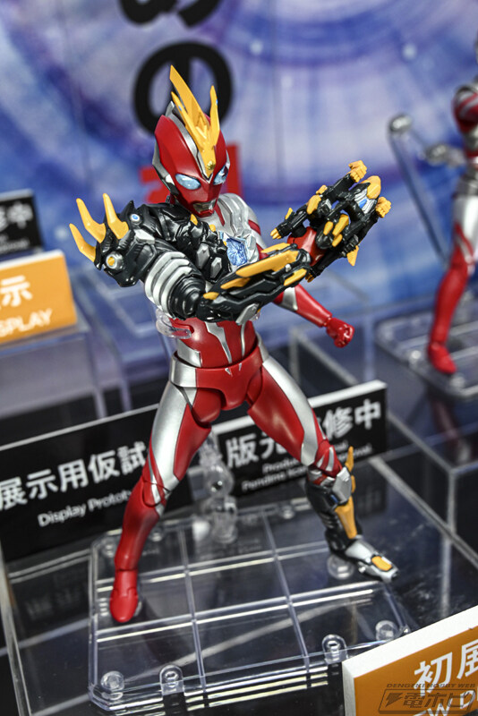 [반다이] S.H.Figuarts 울트라맨 시리즈 전시 이미지_19.jpg