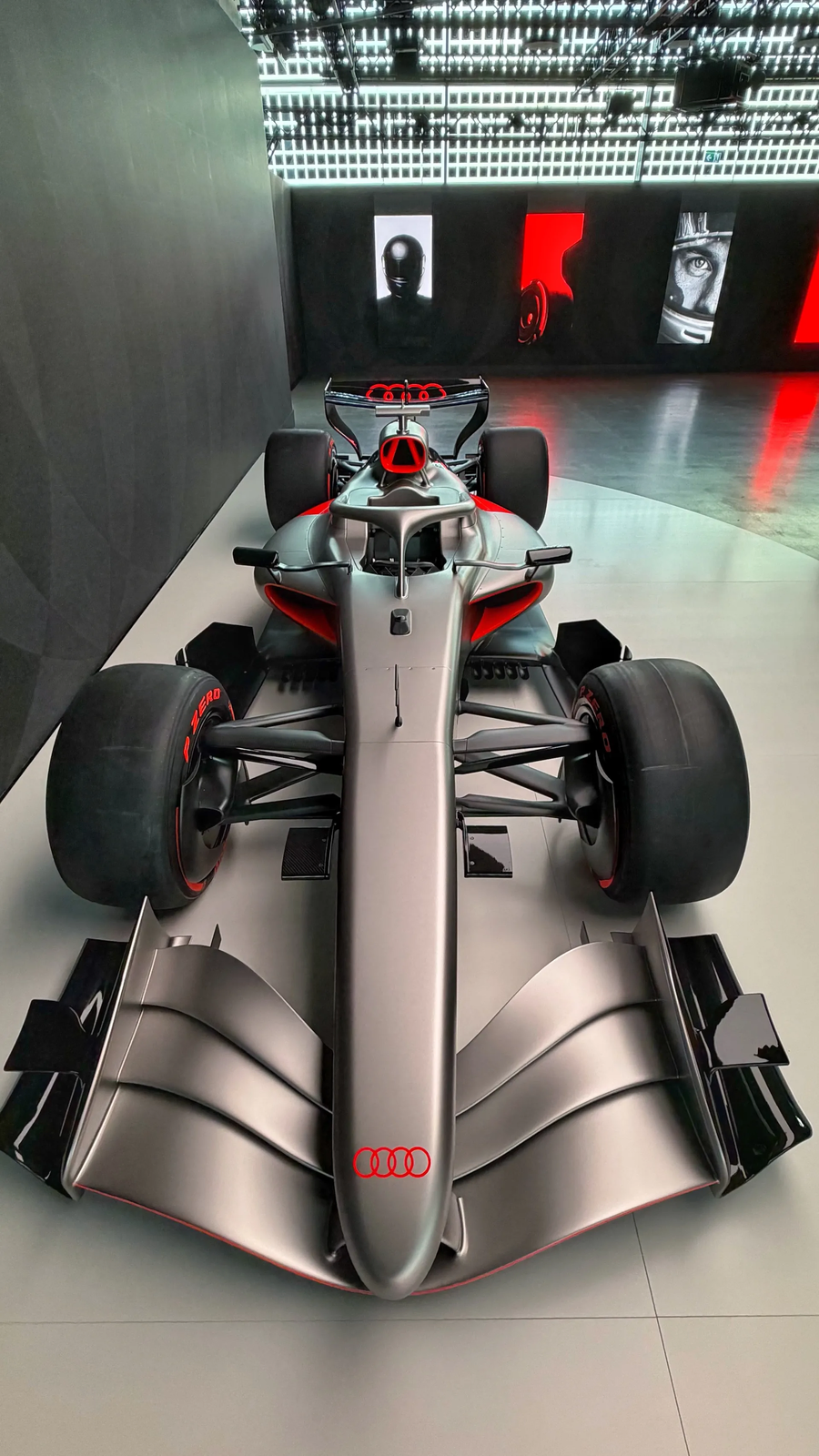 F1) 레볼루트 아우디 F1 팀 2026년 레이스카 공개_4.webp