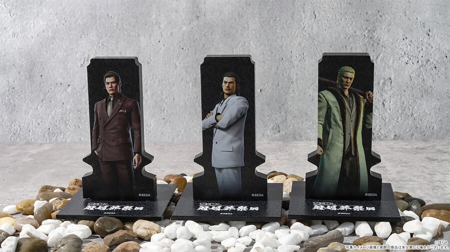 [용과같이] 20주년 굿즈들을 살펴보자_8.jpg