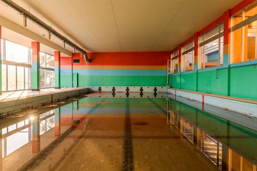 [약간 혐오] 일본, 버려진 수영장🏊‍♂️_1.jpg