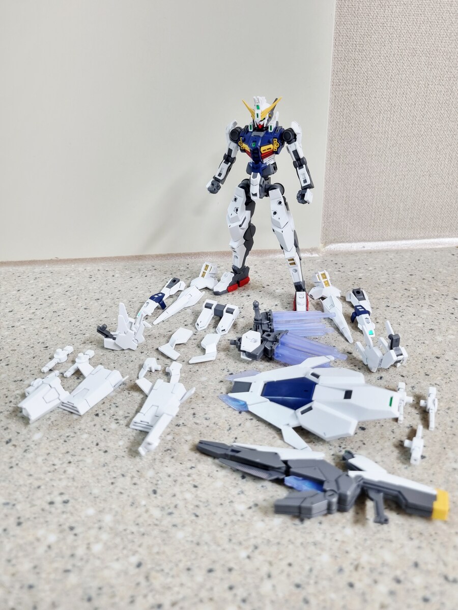 남은 건담은 단 1대뿐.. 건담 지리우스!_10.jpg