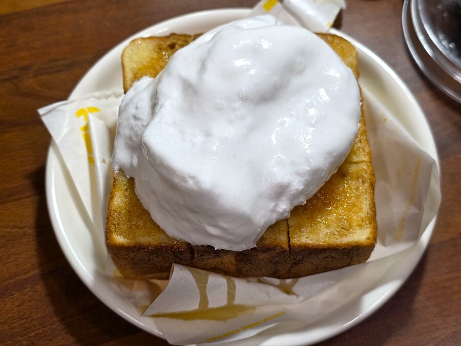 허니브레드와 몽쉘케이크_1.png