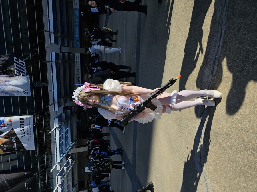 지스타)소전2 유희 아이돌 스킨을 실제로 본 지휘관으로써..._2.jpg