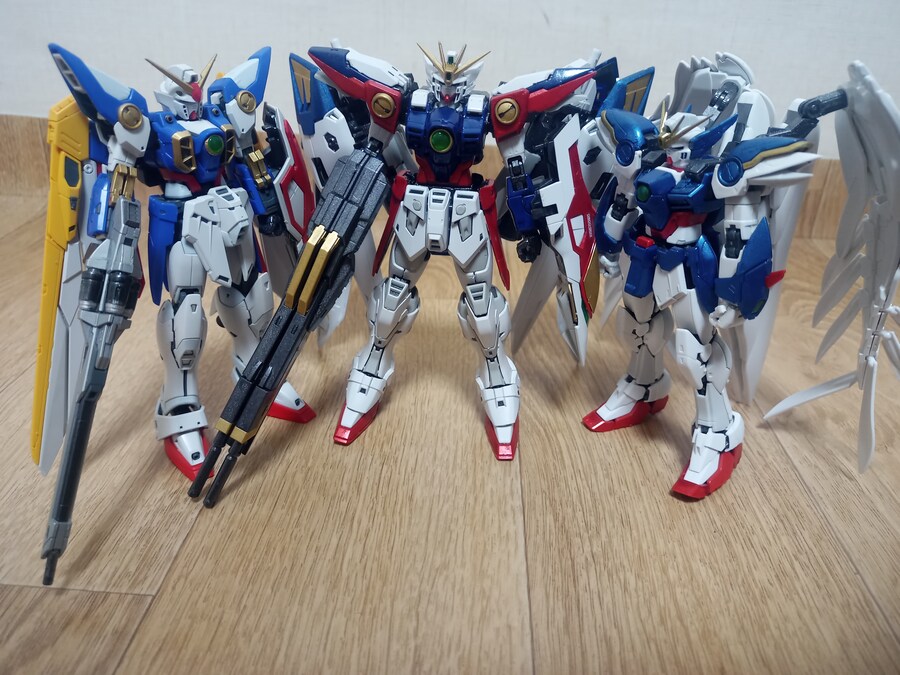 [HG]드뎌 다 모은 HG 윙전대 2기 기체_6.jpg