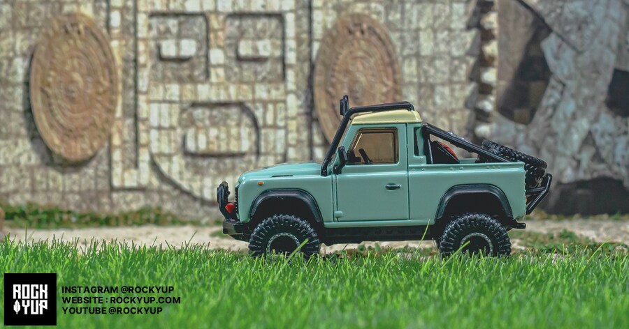 1/64 핫휠엘리트 랜드로버 디펜더90 픽업 민트_18.png