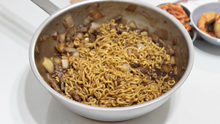 집에서 밥 해먹습니다 - 자작, 짜파구리(한우1++살치살)_4.jpg