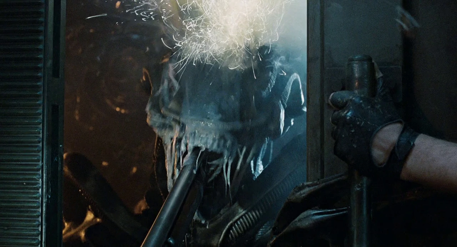 SF) 너무 답도없이 강하게 설정해놔서 설정이 오락가락하게된 것_2.webp