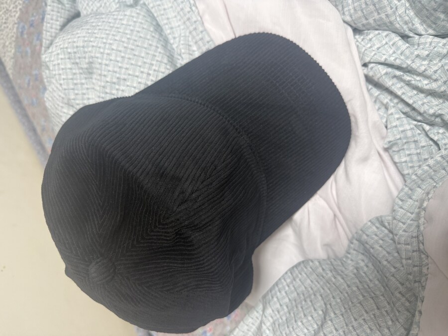 모자 하나 샀네요_2.jpg