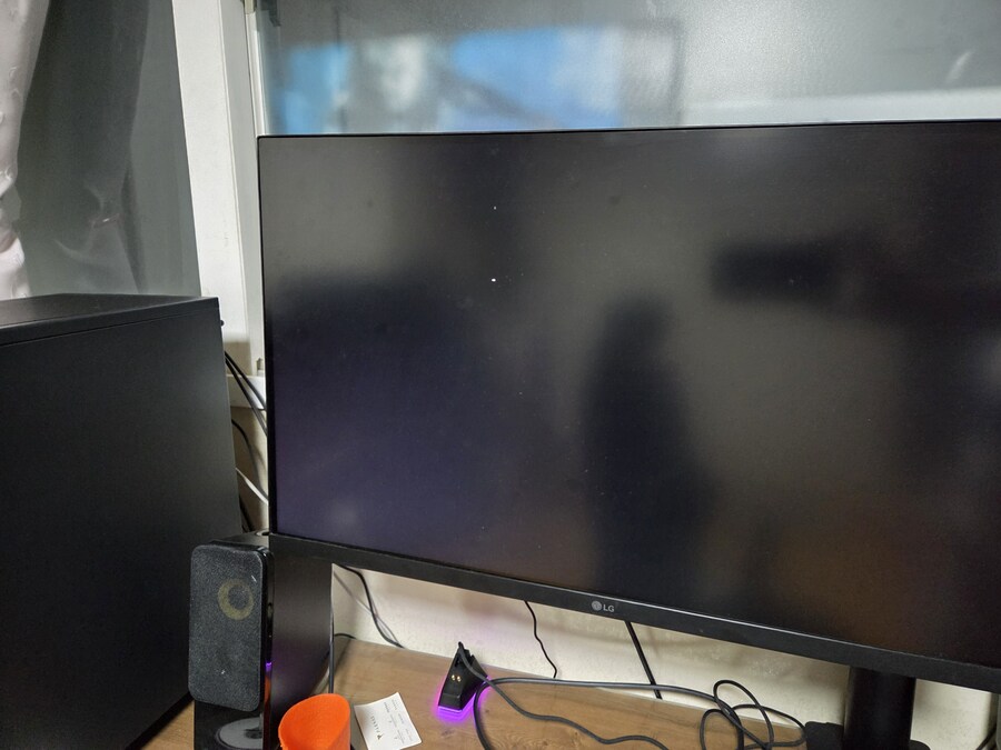 질문) 컴이 안 켜져요! 도움! 제발!_1.jpg