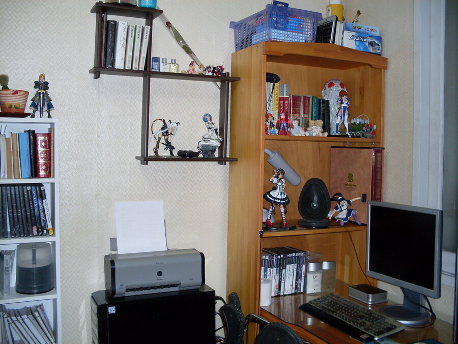 철들지 못한채 시간이 멈춰버린 50세 방사진_15.jpg