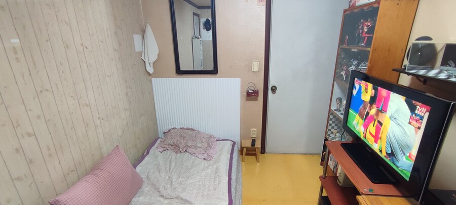 철들지 못한채 시간이 멈춰버린 50세 방사진_40.jpg