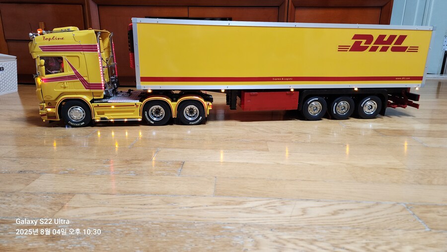 [도색완성] 타미야 1/14 스카니아r620 스케일 RC 트럭_45.jpg