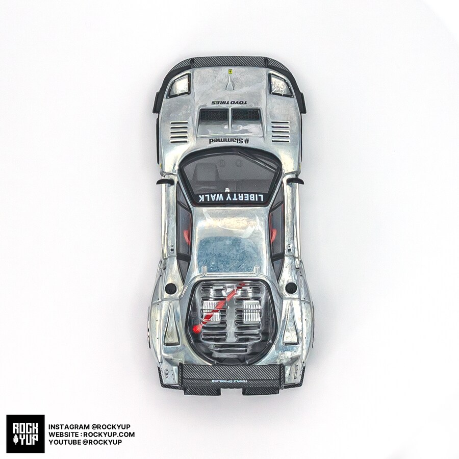 1/64 리버티워크 페라리F40 홍콩 토이카 살롱2023 체이서 버전_38.png