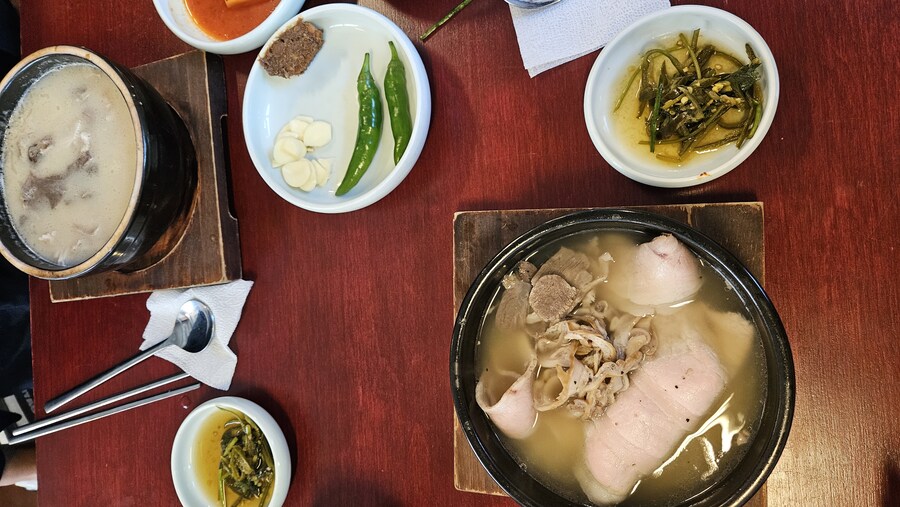 [부산]조개구이와 낙지를 같이 먹을수 있었던 삼바리 광안점 + 엄용백 돼지국밥_8.jpg