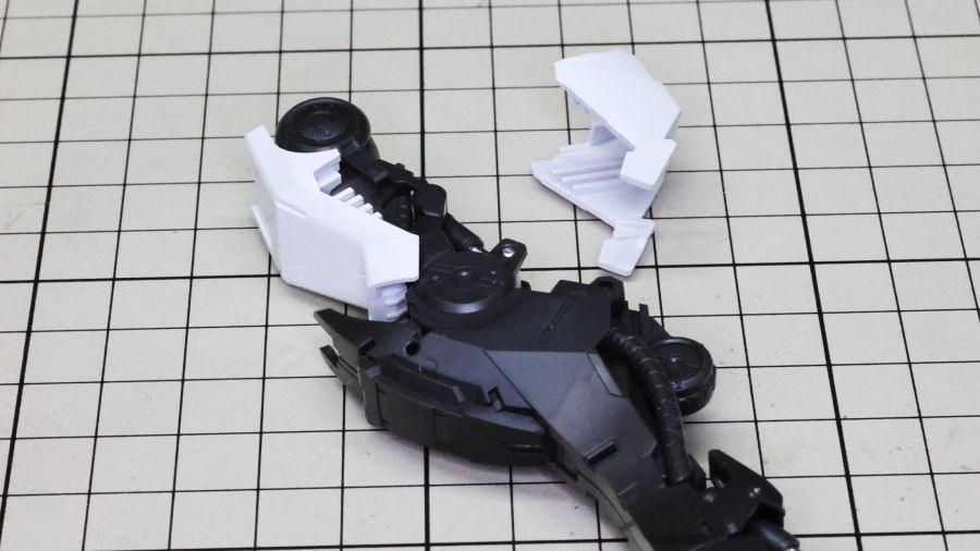 MG 건담 발바토스 루프스 조립 과정 사진 (스크롤 주의)_112.jpg