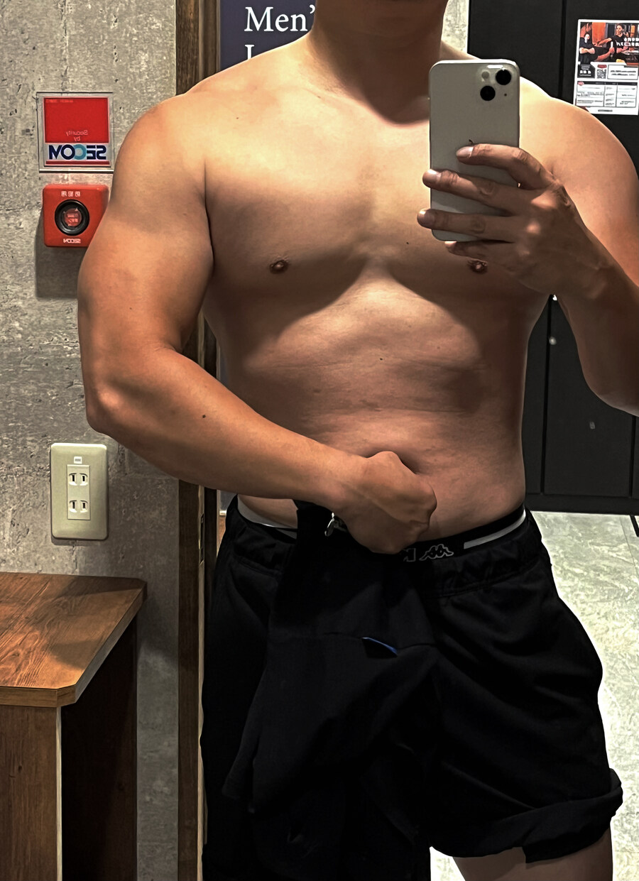 40대 꼬툭튀 회사원 근황_3.jpg