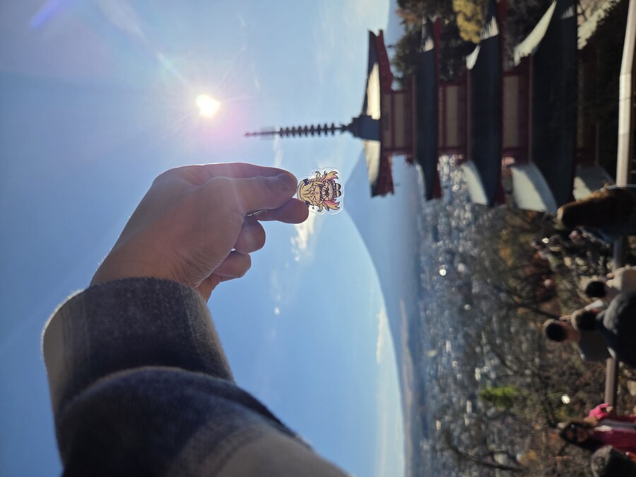 후지산을 점령한 의문의?괴수_1.jpg