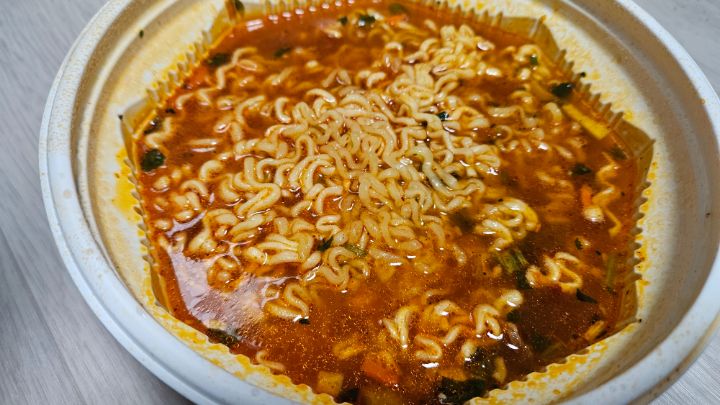 나쁘지않은 남자라면컵_2.jpg