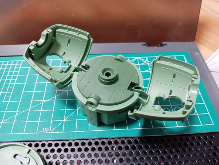 HGFC 1/144 만다라 건담 조립 진행 리뷰_26.jpg