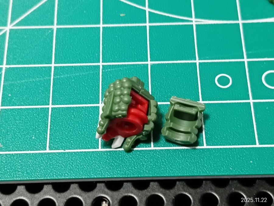 HGFC 1/144 만다라 건담 조립 진행 리뷰_46.jpg