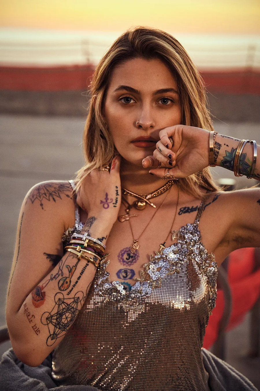 마이클 잭슨 친딸 외모.jpg_6.webp