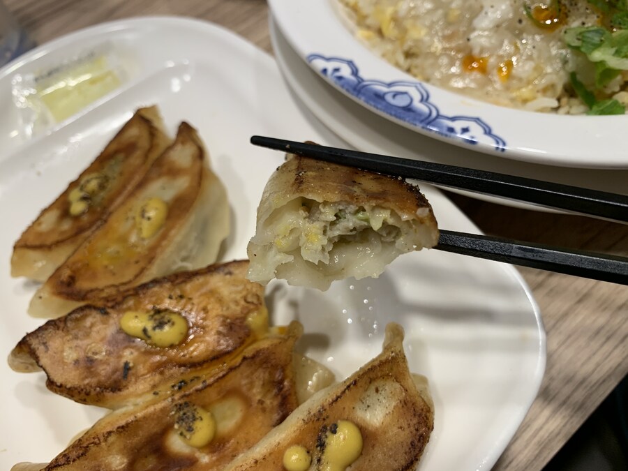 새우소스볶음밥 군만두_6.jpg