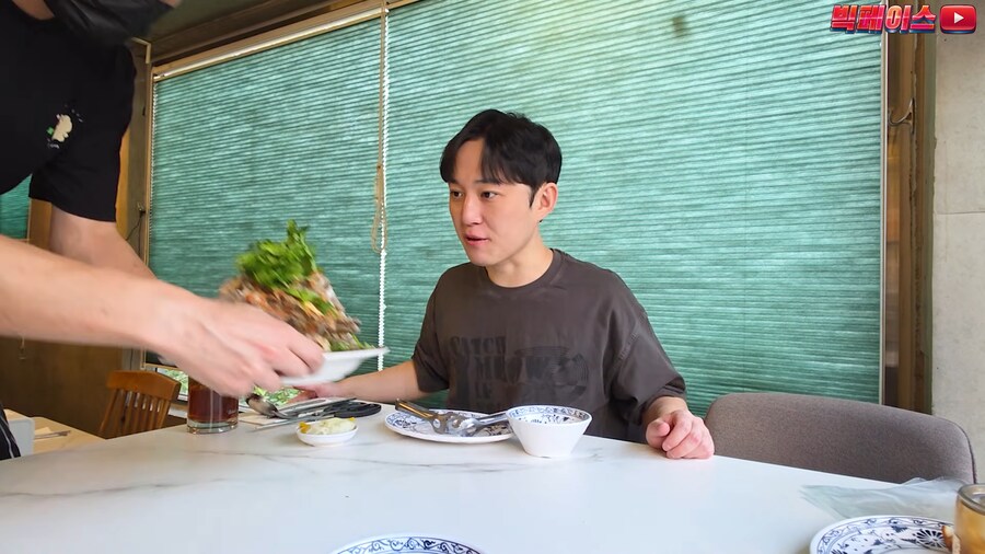 유튜브) 개쩌는 한국 영웅 근황_12.png